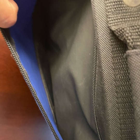 Blue and Black Laptop Carrying Bag - Picture 10 of 10